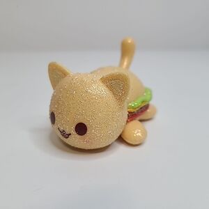 Aphmau Mystery MeeMeows Glitter Hamburger Cheeseburger Burger Cat Figure